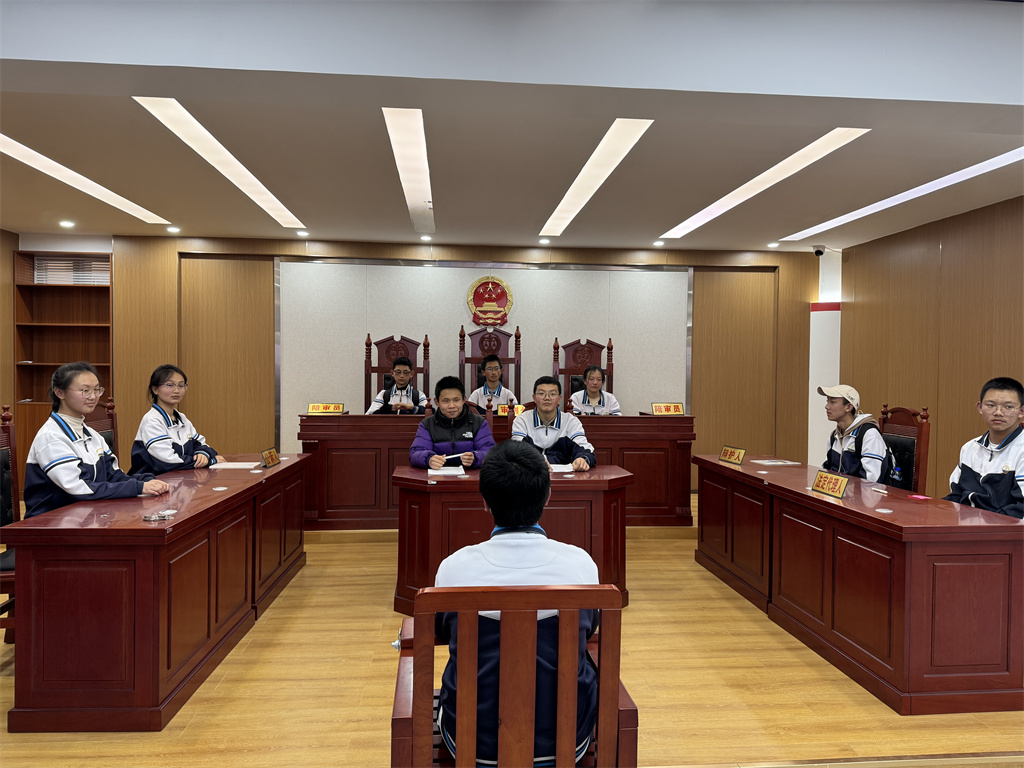 【易檢?動態】【利劍護蕾】：播種法治“種子”守護少年成長